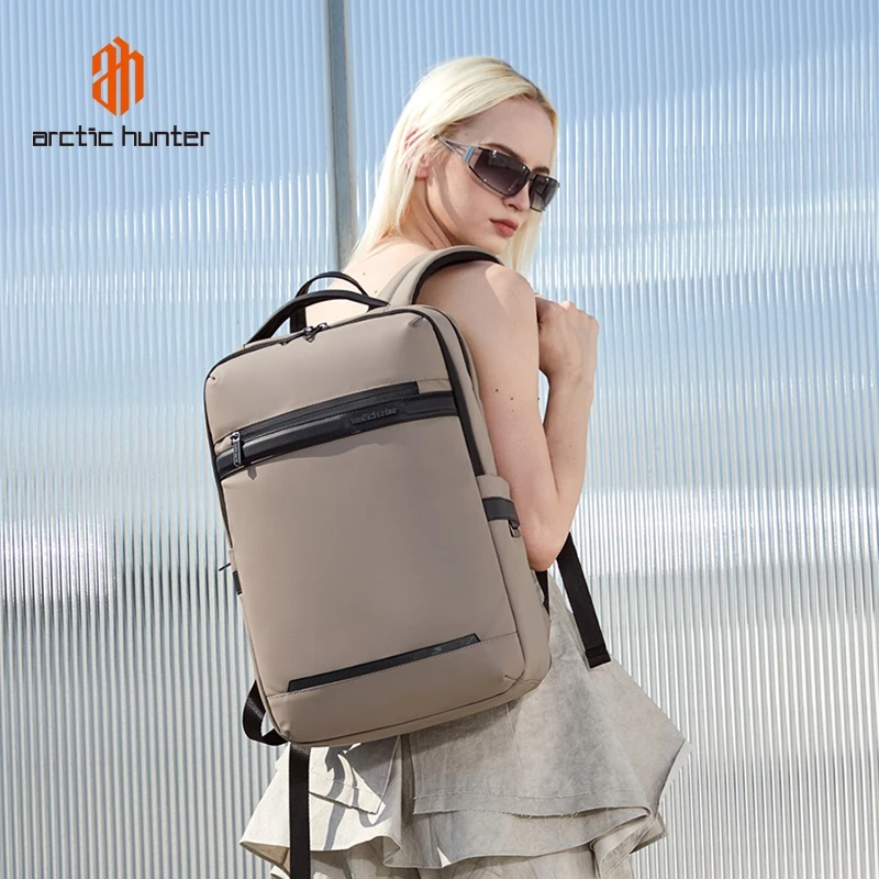 Simple And Stylish Laptop Backpack high quality